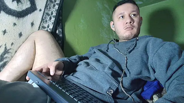 sweet cock28 online show from October 7, 3:40 am