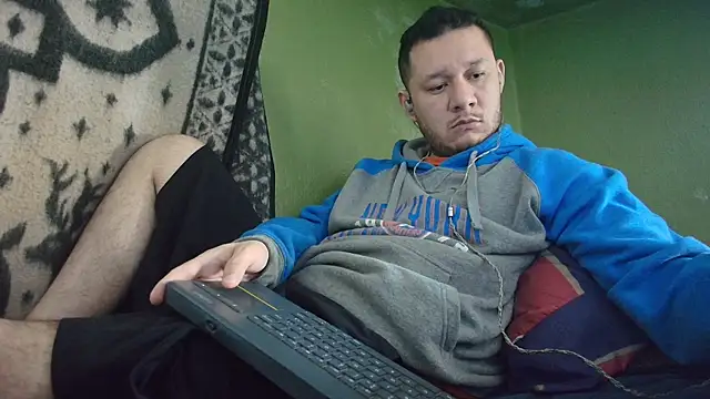 sweet cock28 online show from September 19, 3:27 pm