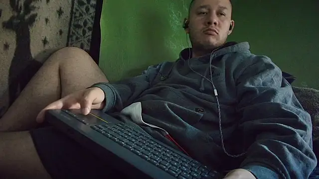 Snapshot of sweet_cock28 chatting on February 8, 2:04 pm sweet cock28 online show from February 8, 2:04 pm