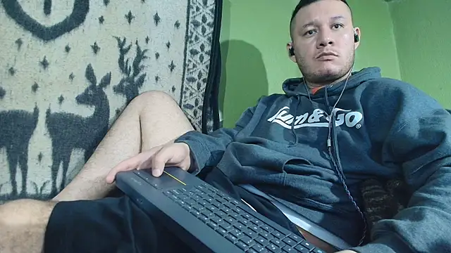 sweet cock28 online show from July 4, 3:05 pm