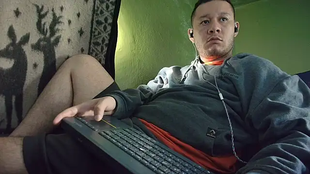 sweet cock28 online show from April 12, 2:09 pm