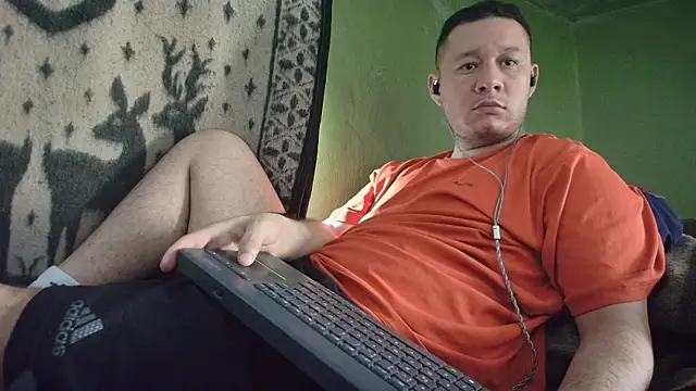 sweet cock28 online show from May 7, 3:15 pm