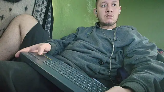 sweet cock28 online show from November 18, 3:26 pm