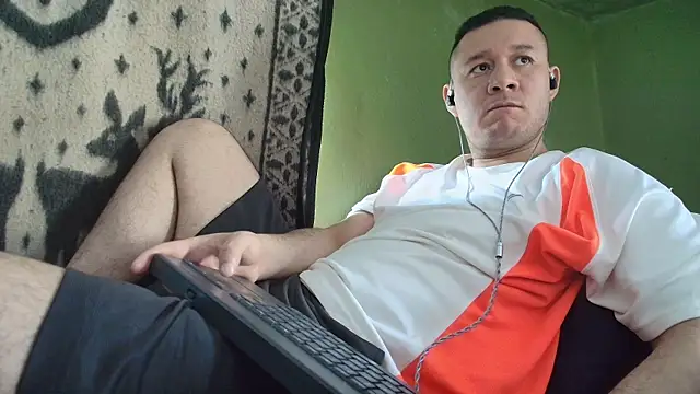 sweet cock28 online show from June 8, 3:01 pm