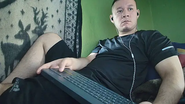 sweet cock28 online show from July 7, 3:26 pm