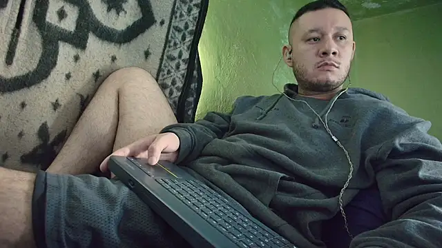 sweet cock28 online show from November 8, 3:26 pm