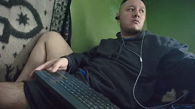 Snapshot of sweet_cock28 chatting on January 16, 3:16 pm sweet cock28 online show from January 16, 3:16 pm