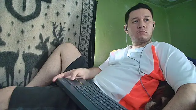 sweet cock28 online show from June 4, 3:17 pm