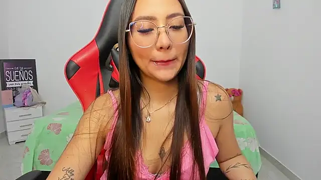 Sweet Coral  online show from February 7, 6:10 am