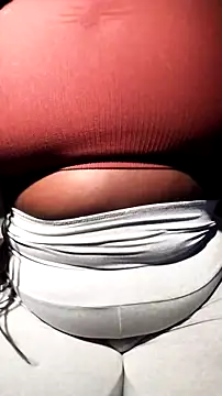 Snapshot of Thepanthera chatting on December 16, 4:44 pm Thepanthera online show from December 16, 4:44 pm