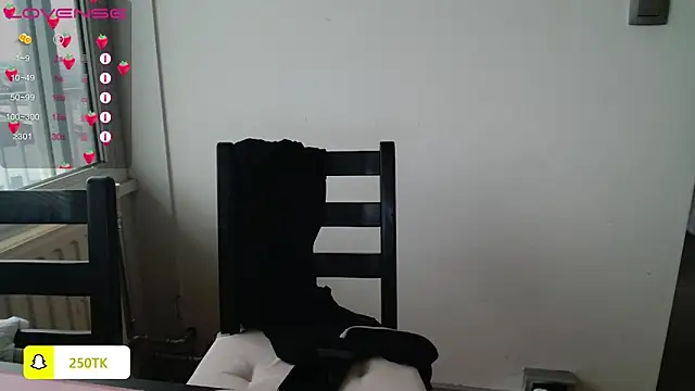 Snapshot of Thepanthera chatting on December 15, 3:31 pm Thepanthera online show from December 15, 3:31 pm