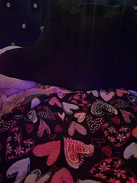HypnoticcK online show from April 5, 3:35 am