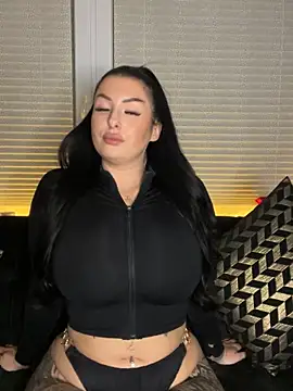 Mia-Bremer online show from February 10, 10:09 pm