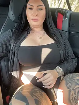 Mia-Bremer online show from March 4, 12:35 pm