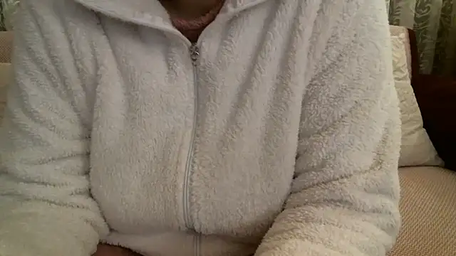 Snapshot of mysteriouscouple001 chatting on January 24, 3:11 am mysteriouscouple001 online show from January 24, 3:11 am