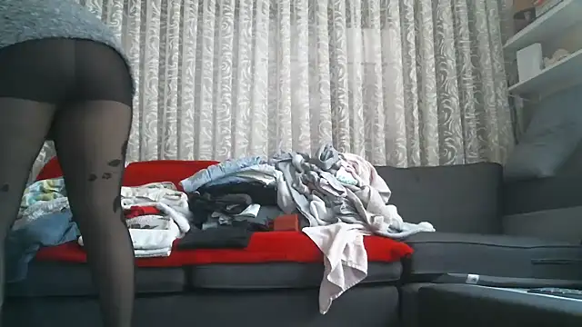 Snapshot of mysteriouscouple001 chatting on November 1, 11:26 am mysteriouscouple001 online show from November 1, 11:26 am