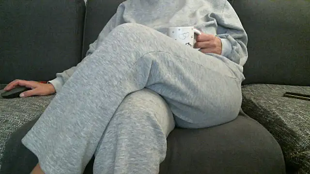 Snapshot of mysteriouscouple001 chatting on November 30, 8:20 pm mysteriouscouple001 online show from November 30, 8:20 pm