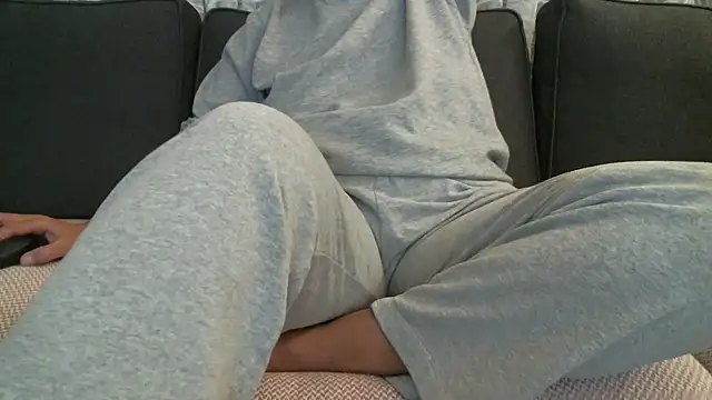 Snapshot of mysteriouscouple001 chatting on November 26, 8:31 pm mysteriouscouple001 online show from November 26, 8:31 pm