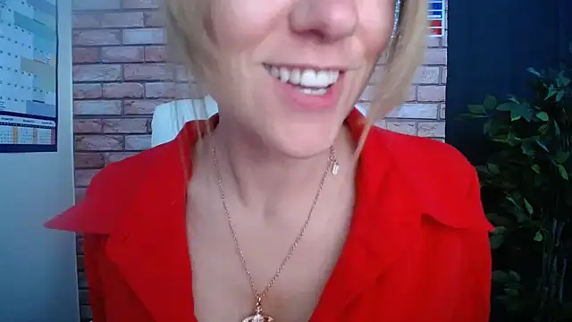 Snapshot of HarleyRebz chatting on September 30, 7:03 am HarleyRebz online show from September 30, 7:03 am