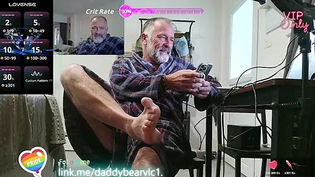 DaddybearVLC online show from February 4, 2:01 pm