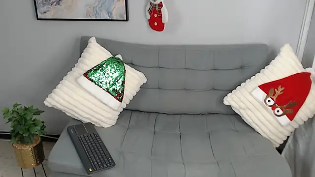 Amber Etan online show from November 18, 3:37 pm