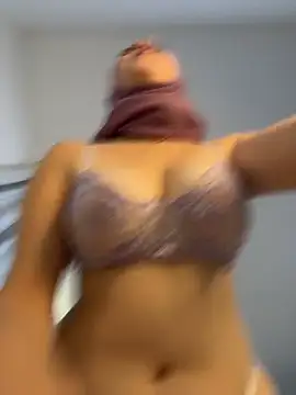 naughty  angel online show from December 15, 11:16 am