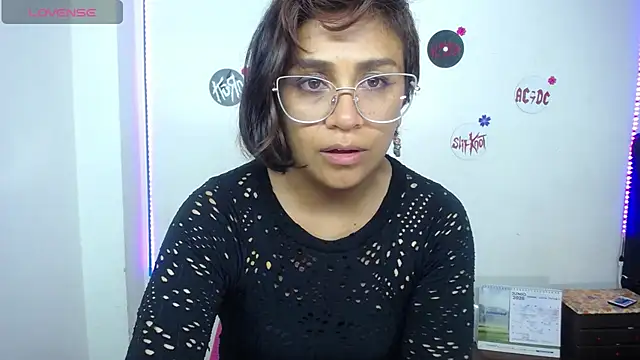 Snapshot of pinky_violeta chatting on June 21, 1:00 am pinky violeta online show from June 21, 1:00 am