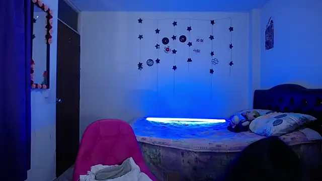 pinky violeta online show from March 7, 11:29 am