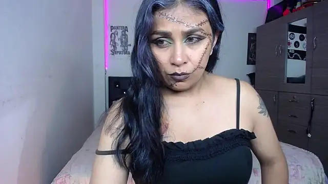 pinky violeta online show from October 7, 11:28 pm