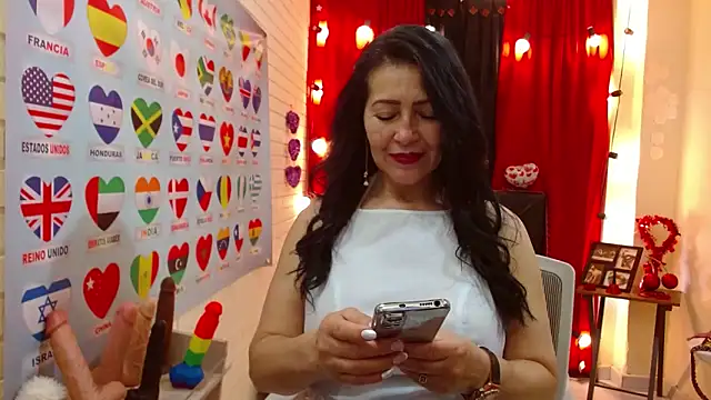 Sarah teiku online show from February 18, 6:47 pm