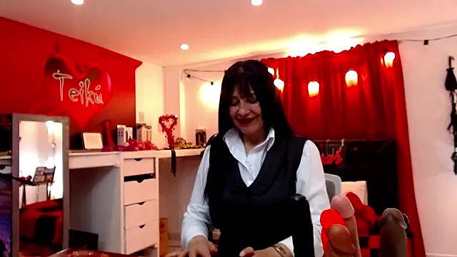 Sarah teiku online show from March 10, 6:23 pm