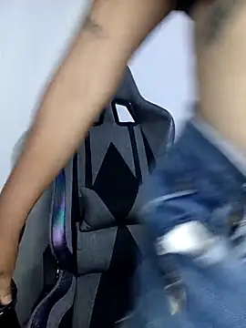 kanyat  online show from April 18, 11:05 pm