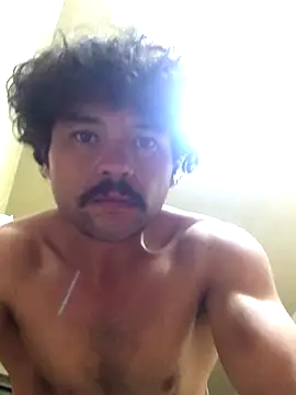 Snapshot of pancho1721 chatting on October 21, 11:31 am pancho1721 online show from October 21, 11:31 am