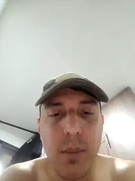 axeldaviid online show from September 28, 11:01 pm