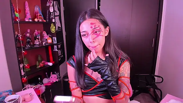 amber yull online show from March 2, 2:57 pm