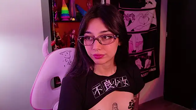 Snapshot of amber_yull chatting on June 15, 2:50 pm amber yull online show from June 15, 2:50 pm
