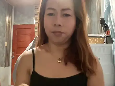 UrLove Marga online show from April 2, 10:27 pm