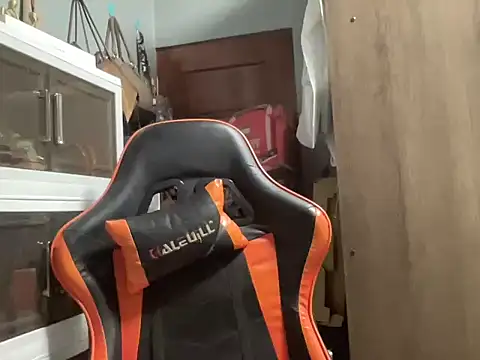 Snapshot of UrLove_Marga chatting on October 29, 9:47 pm UrLove Marga online show from October 29, 9:47 pm