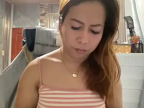 Snapshot of UrLove_Marga chatting on June 3, 10:25 pm UrLove Marga online show from June 3, 10:25 pm