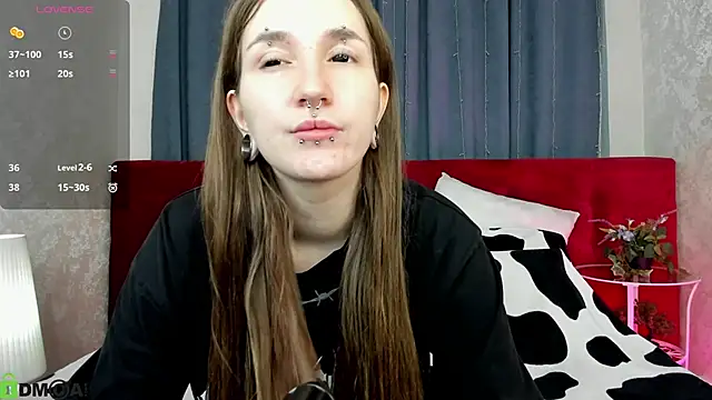 Snapshot of Pink_diablo chatting on October 10, 2:34 am Pink diablo online show from October 10, 2:34 am
