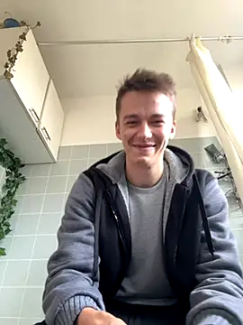 Toyjungee online show from November 2, 11:15 am