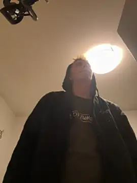 Toyjungee online show from December 16, 8:24 pm