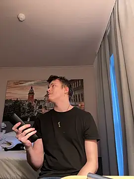 Toyjungee online show from March 20, 5:14 pm