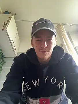 Toyjungee online show from May 5, 1:58 pm