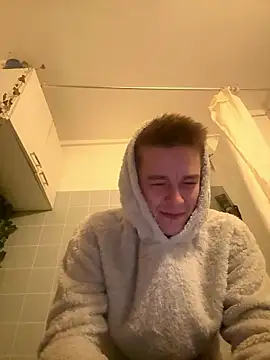 Toyjungee online show from January 7, 11:32 pm