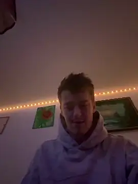 Toyjungee online show from February 14, 8:20 pm