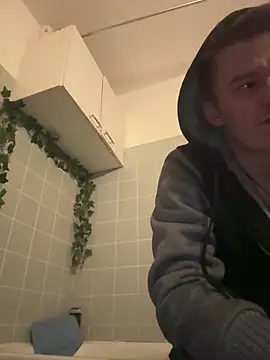 Toyjungee online show from March 5, 6:56 pm