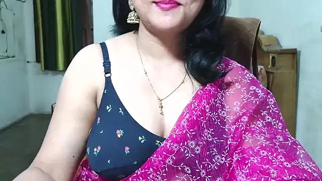 Snapshot of Cute_Mahi22 chatting on October 14, 6:08 pm Cute Mahi22 online show from October 14, 6:08 pm
