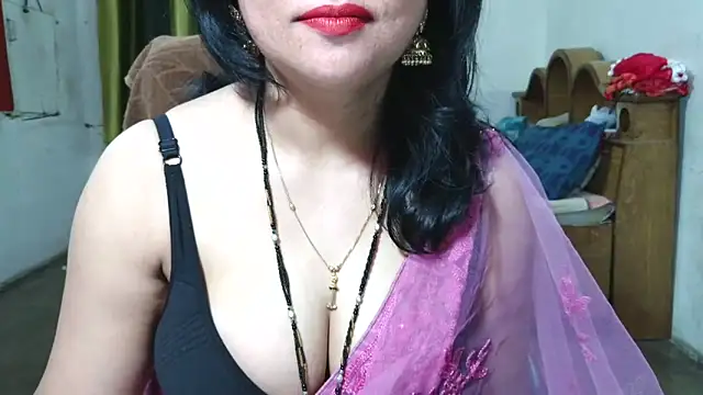 Snapshot of Cute_Mahi22 chatting on October 11, 5:19 am Cute Mahi22 online show from October 11, 5:19 am