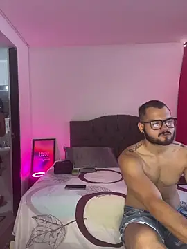 Snapshot of yourfavoritesbj chatting on February 20, 2:08 pm yourfavoritesbj online show from February 20, 2:08 pm